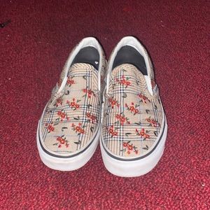 Selling Flower Vans shoes